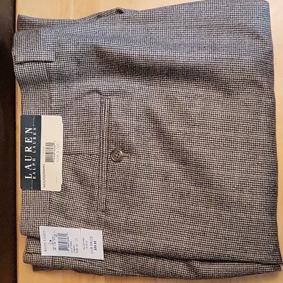 Lauren Ralph Lauren Pleated Front & Cuffed Pants Men's Size 42WX32L Cream (NEW) - Picture 1 of 7